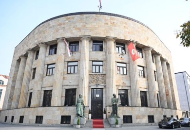 Stanivuković zaprijetio: Palata predsjednika biće u mraku, zatvorićemo parking kod Vlade