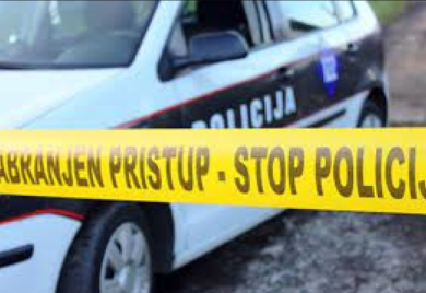 Teška nesreća u Topčić Polju: Povrijeđene tri osobe iz Zenice, saputnica životno ugrožena