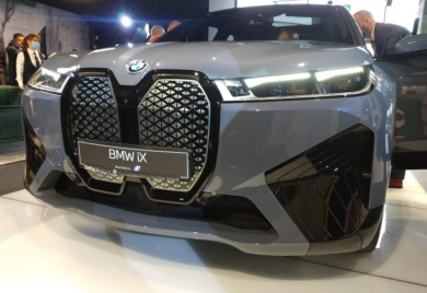 BMW ne odustaje (pre)velikih 'bubrega'