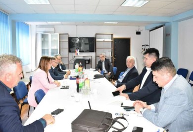 Šta se dešavalo iza kulisa sjednice Predsjedništva SDS-a