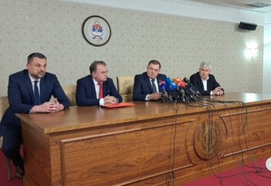 Milijarde blokirane zbog politike: Novac osiguran, a investicije čekaju jer se koalicija na nivou BiH ne može dogovoriti