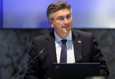 PLENKOVIĆ: Milanović napadao Šmita, a on donio rješenja u korist Hrvata u BiH