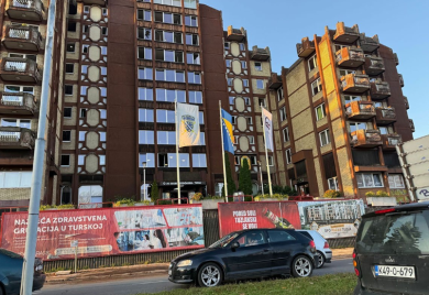 Užas u tuzlanskom Domu za stare: Njegovatelj progovorio, građani traže pravdu na ulicama