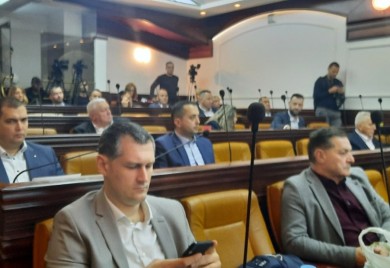 BABIĆ MORAVAC: Grad oskrnavljen, zašto je potrebno toliko vremena da izaberete predsjednika