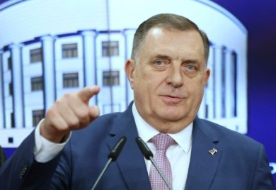 “Pitao me za Republiku Srpsku, zna ko je Milorad Dodik"