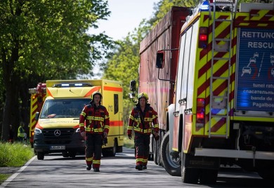 Težak sudar autobusa i kamiona u Njemačkoj, desetine povrijeđenih