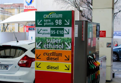 Redovi na benzinskim pumpama zbog nestašice goriva