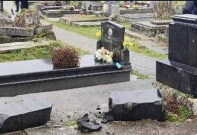 Uništeno više pravoslavnih spomenika u Vukovaru