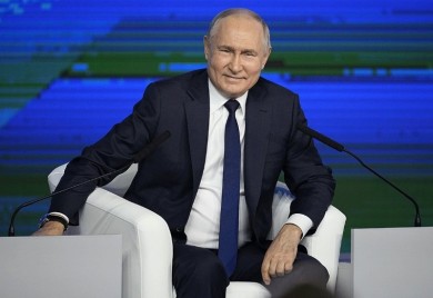 Putin se našalio da bi volio da ima dredove