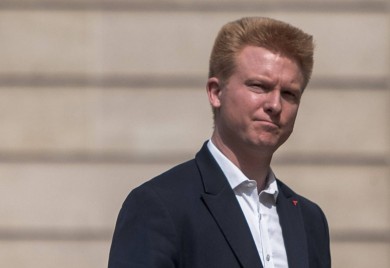 Zastupnik osuđen za nasilje u porodici vratio se u parlament