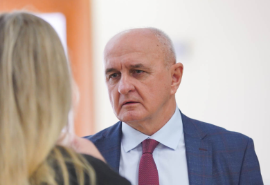 SUKOB INTERESA ILI SLUČAJNOST? Đokićev sin gradi biznis u sektoru pod nadzorom oca