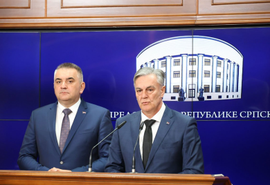 Karan i Minić sa delegacijom iz Sankt Peterburga