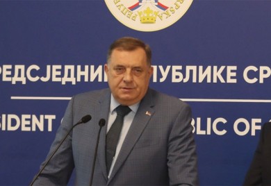 Dodik uputio čestitke: Miličeviću želim da SDS vrati kući