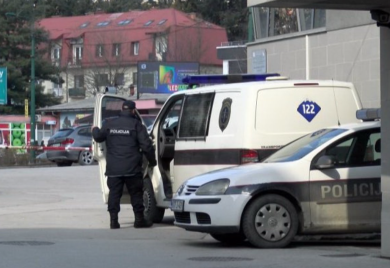 Državljanin Turske teško povrijeđen pri padu s krova