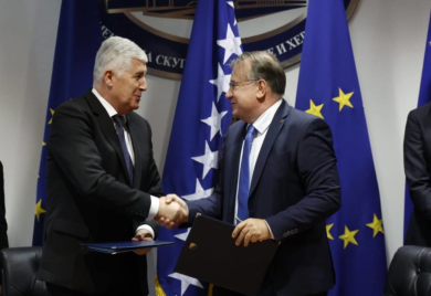 Mir, mir, mir, MARFI JE KRIV: Kako su Čović i Nikšić raskrinkali bivšeg američkog ambasadora