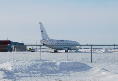 Zbog jakog snijega i leda zatvoren aerodrom u Londonu