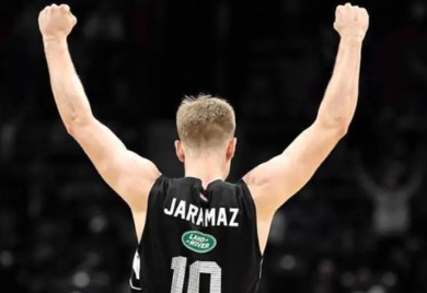 Jaramaz u Partizanu, Grobari u transu