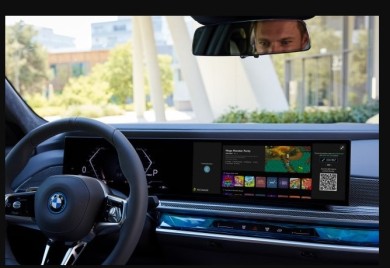 Novi BMW donosi video igrice na ekranu