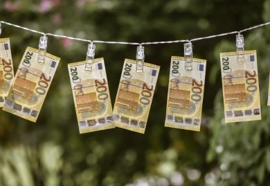 Institucije okreću glavu od pranja novca