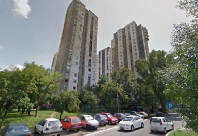 Solider na Novom Beogradu počeo da "tone"