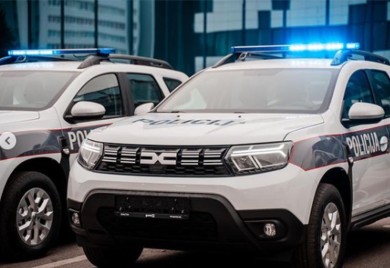 Policija upala u kuću pjevača: Slao poruke djevojčici (15) da je namami da se vide