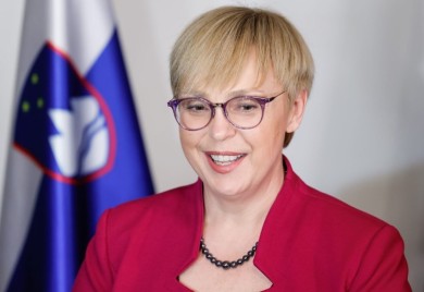 Teško preživljava s 3.000 evra mjesečno: Slovenačka predsjednica kuka da joj je mala plata