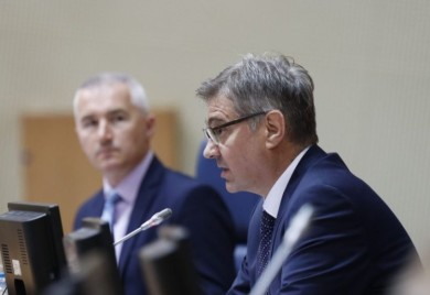 Na više od 100 adresa u Kongresu SAD i institucijama EU poslato pismo bošnjačkih poslanika