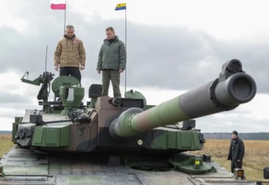 Poljska najnovije tenkove K2 Panther rasporedila na granicu s Rusijom