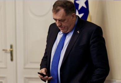 Dodik uoči odlaska na sud: Da znaju, imaće cirkus
