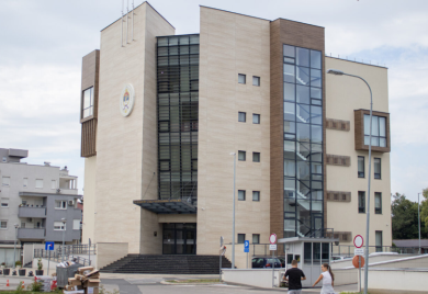 Ustavni sud Srpske: Neustavni podsticaji za povećanje plata radnika