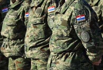 Hrvatska šalje vojsku na granicu sa Srbijom