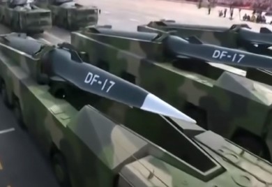 Rusi raketirali Njujork - FOTO