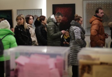 Posljednji podaci RIK-a i PIK-a: SNS blizu 50 odsto, Dveri i Zavetnici ispod cenzusa
