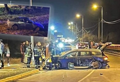Automobil sletio sa mosta, vatrogasci sijeku karoseriju da dođu do putnika (FOTO)