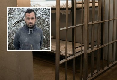 Emira Selimovića terete da je sina i suprugu zadavio dok su spavali
