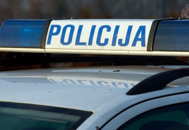 Opljačkana poslovnica igara na sreću, lopov uhvaćen nakon 15-ak minuta