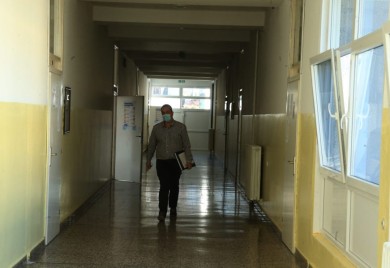 Uhapšeno 15 nastavnika i direktor srednje škole u Kruševcu