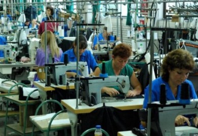 Pregovori o minimalcu u ćorsokaku: Poslodavci za smanjenje najniže plate, sindikalci zgranuti
