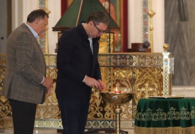 Aleksandar Vučić putuje u Njujork "Silni su oni koji su protiv nas, ali Srbija je naša najveća svetinja"