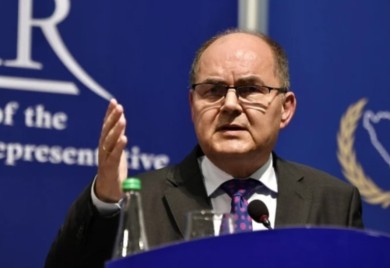 Šmit o odluci NSRS: Kriminalizacija klevete je napad na prava građana Srpske