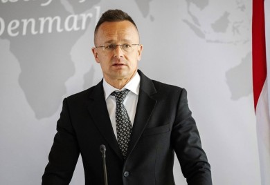 Sijarto: Svi trguju sa Rusijom, samo Budimpešta to radi otvoreno