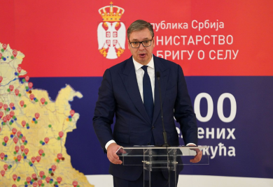 Vučić: Upravo se dogodio teroristički akt ispred Skupštine Srbije