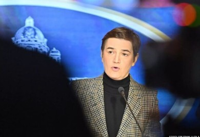 Ispunjen četvrti zahtjev studenata u blokadi! Brnabić: Trošak školarine se umanjuje za pedeset odsto