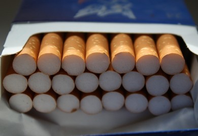 Policija zaplijenila 7.500 kutija cigareta, žena ih švercovala u gepeku