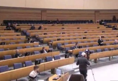 Prihvaćena odluka: SNSD-ove članove u parlamentarnim komisijama zamijenili PDP-ovci i SDS-ovci