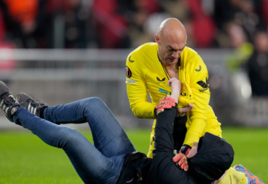 UEFA otvorila istragu zbog napada na srpskog golmana
