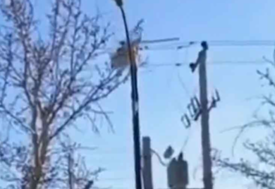 Pojavio se snimak navodnog trenutka pada helikoptera u kojem je bio ministar (VIDEO)