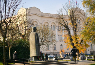 Banjaluka gasi svjetla i pali sirenu u znak sjećanja na žrtve NATO agresije
