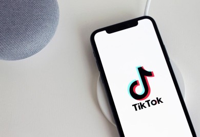 Još jedna zemlja zabranila upotrebu TikTok-a na službenim telefonima