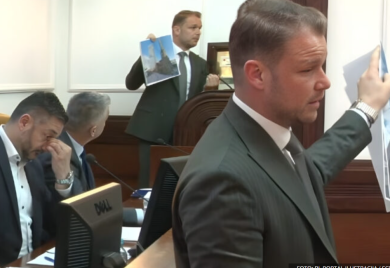 Stanivuković pokazivao London: Odbornici se hvatali za glavu dok je mahao fotografijama